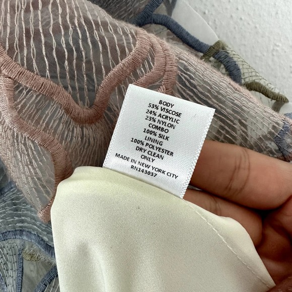 Hunter Bell Annie Floral Eyelet Midi Dress Size 4 - Picture 7 of 7